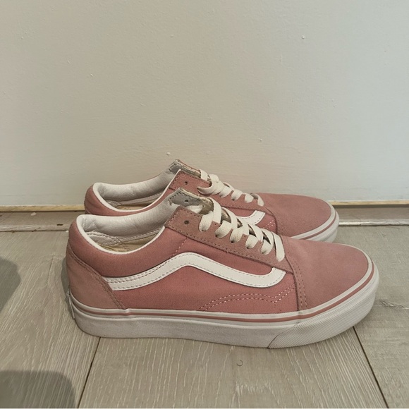 Slightly used pink Old Skool Vans - Picture 2 of 4